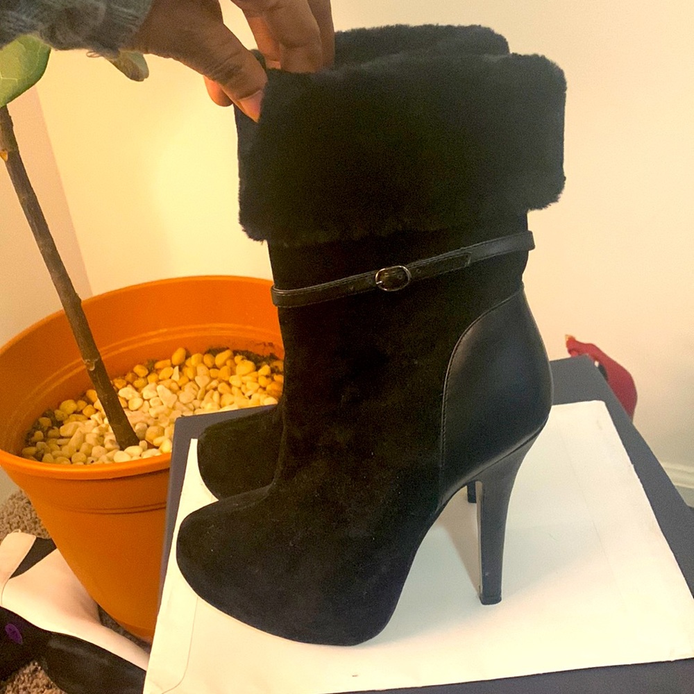 Justfab suede black furry ankle booties heels. Size 7.5